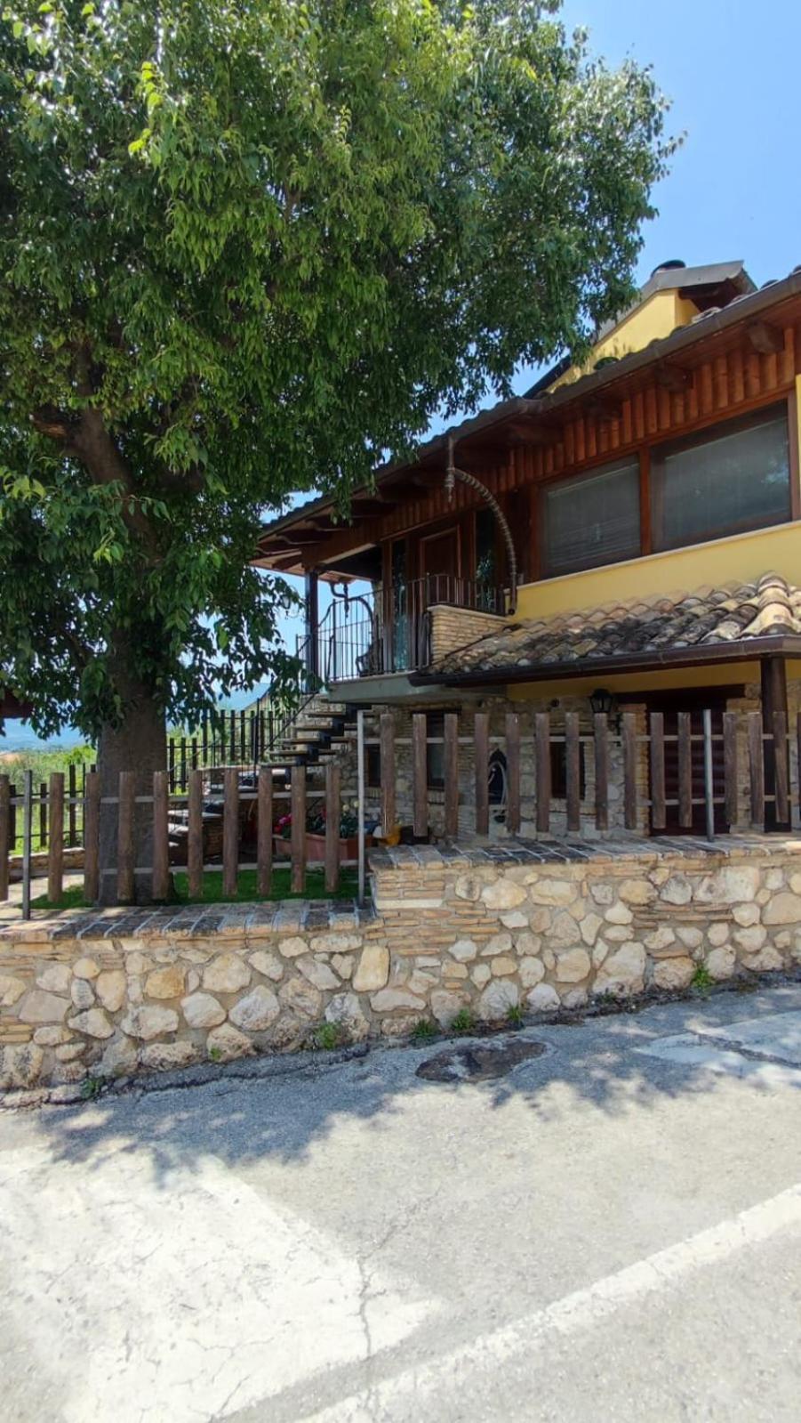 Il Bagolaro Casa Vacanze Сулмона Екстериор снимка